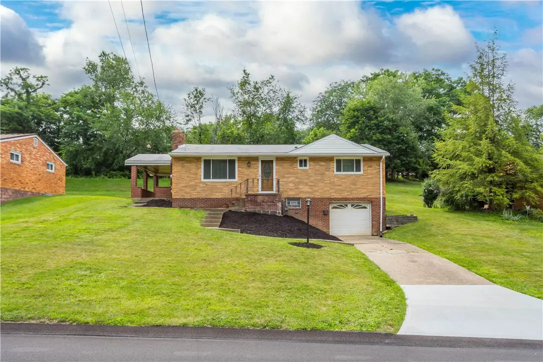 3527 Valley Dr, Bethel Park, PA 15234 - Image #1