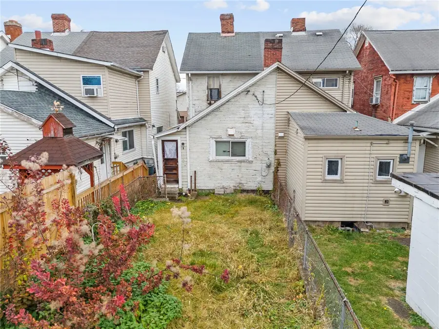 15 Orchard Street, McKees Rocks, PA 15136 - Image #3