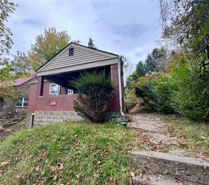 9215 Vantine St, Penn Hills, PA 15235 - Image #2