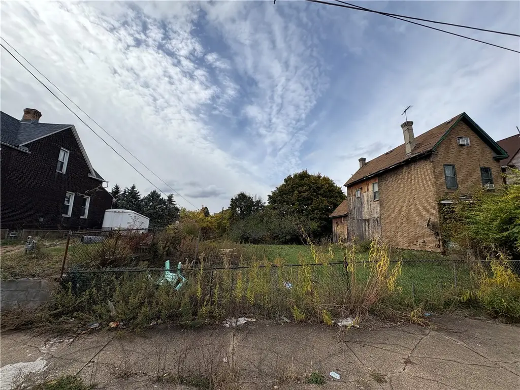 1434 Grandview Ave, North Braddock, PA 15104 - Image #1