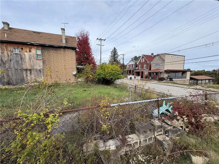 1434 Grandview Ave, North Braddock, PA 15104 - Image #2