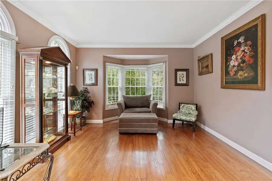 1800 Scarlett Dr, Upper Saint Clair, PA 15241 - Image #3