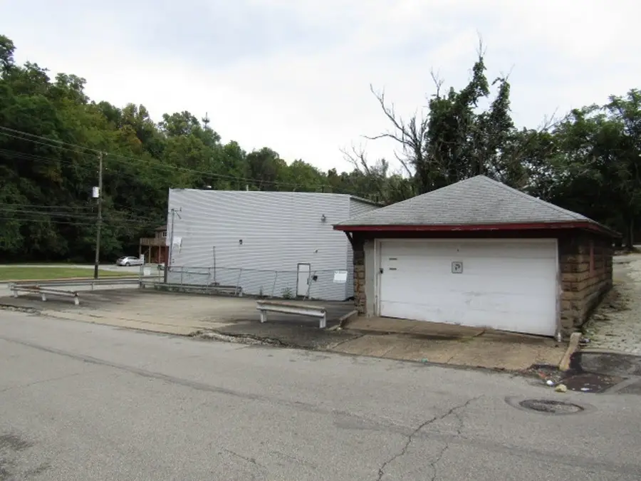 2634 5th Ave, McKeesport, PA 15132 - Image #3