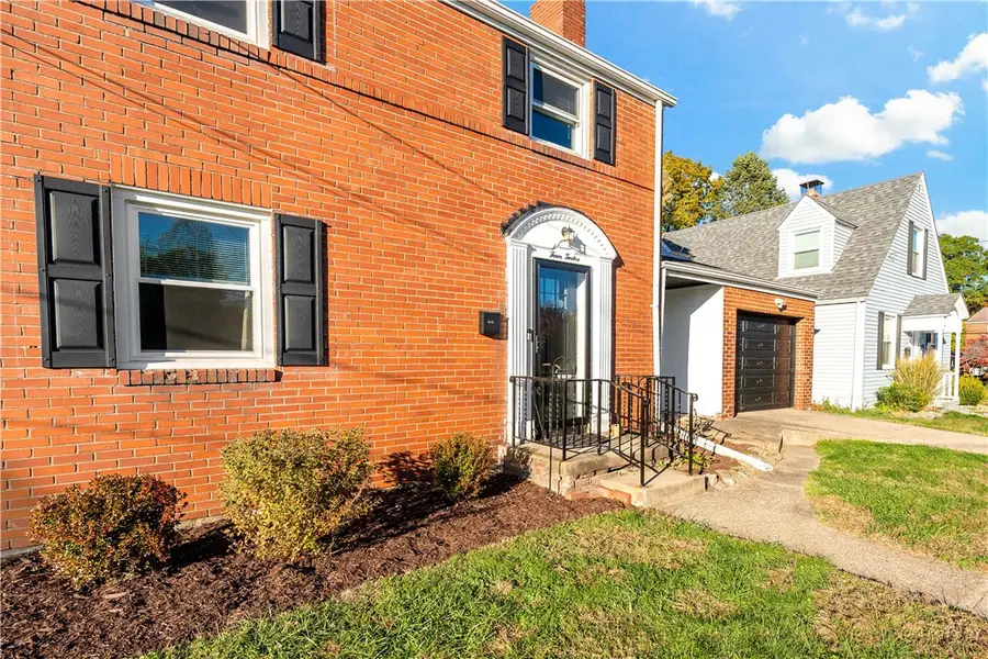 412 Winfield Street, Bridgeville, PA 15017 - Image #2