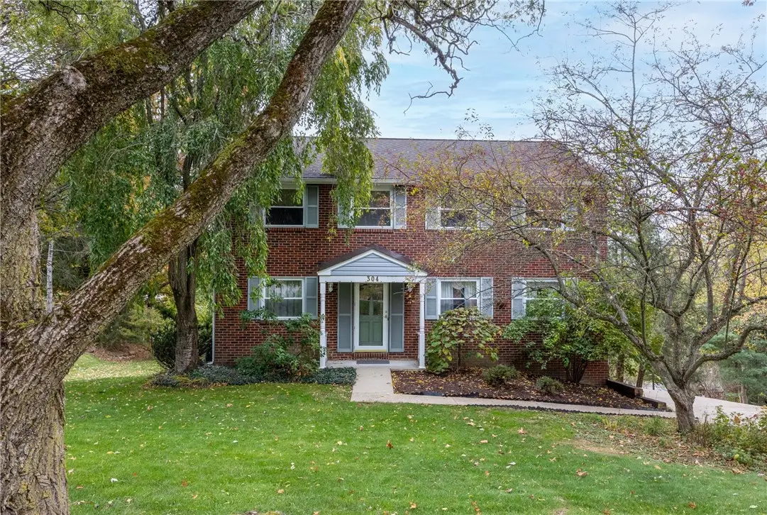 304 Alamo Dr, Upper Saint Clair, PA 15241 - Image #1