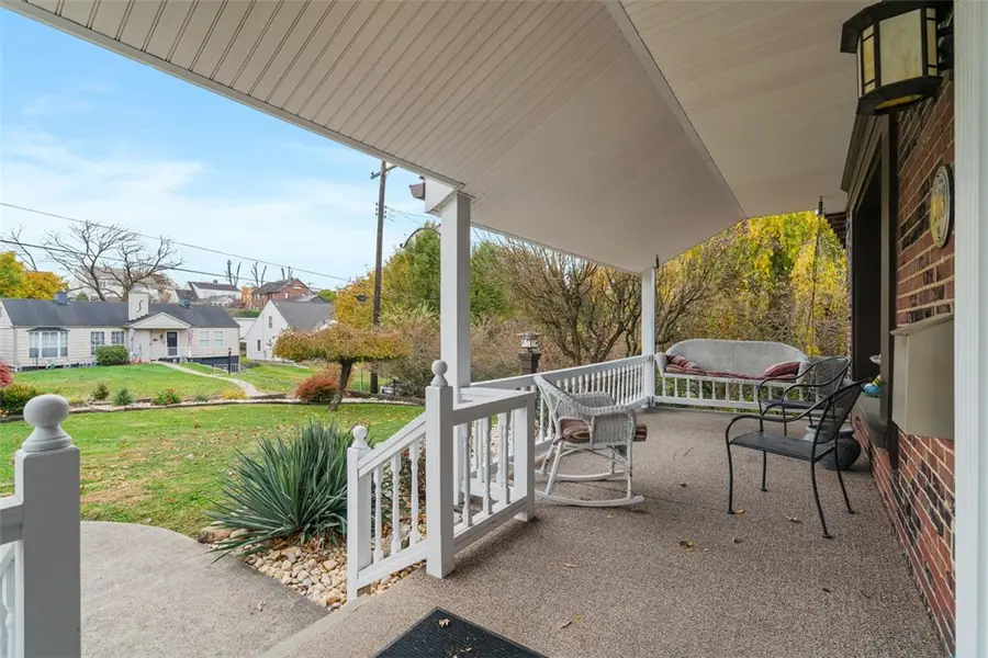 1203 Cambridge St, Natrona Heights, PA 15065 - Image #2