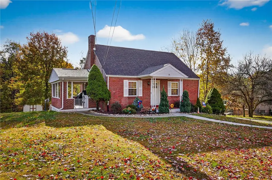 31 Evelyn Dr, Robinson Township, PA 15108 - Image #2