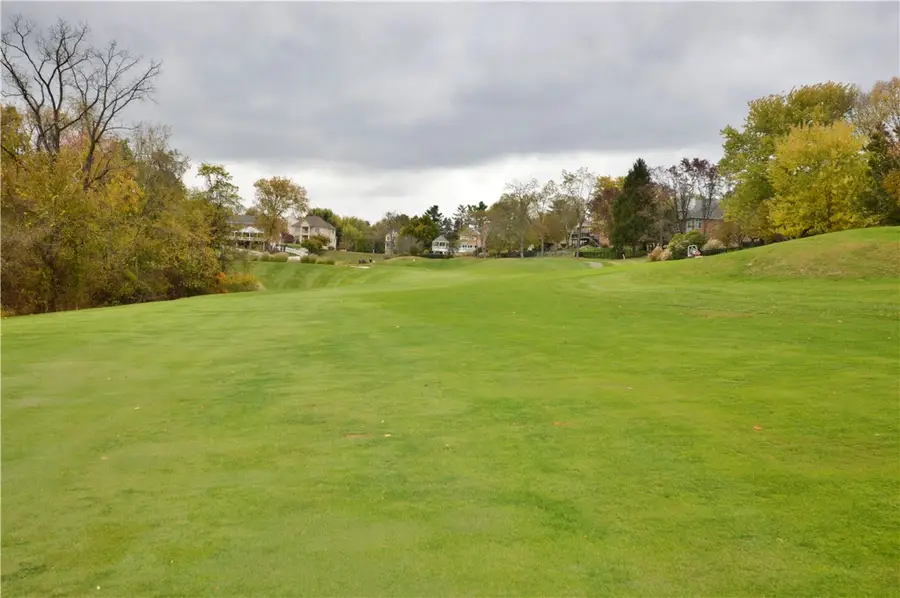 432 Pine Valley Drive, South Fayette, PA 15017 - Image #3