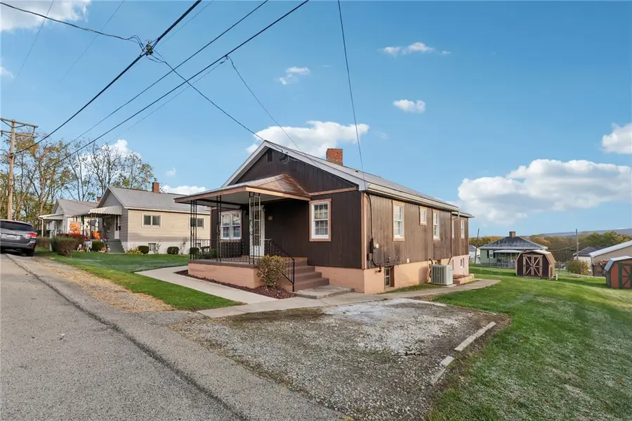 70 Poplar St, Derry Township, PA 15717 - Image #2