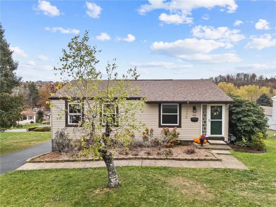 103 Jade Dr, Oakdale, PA 15071 - Image #2