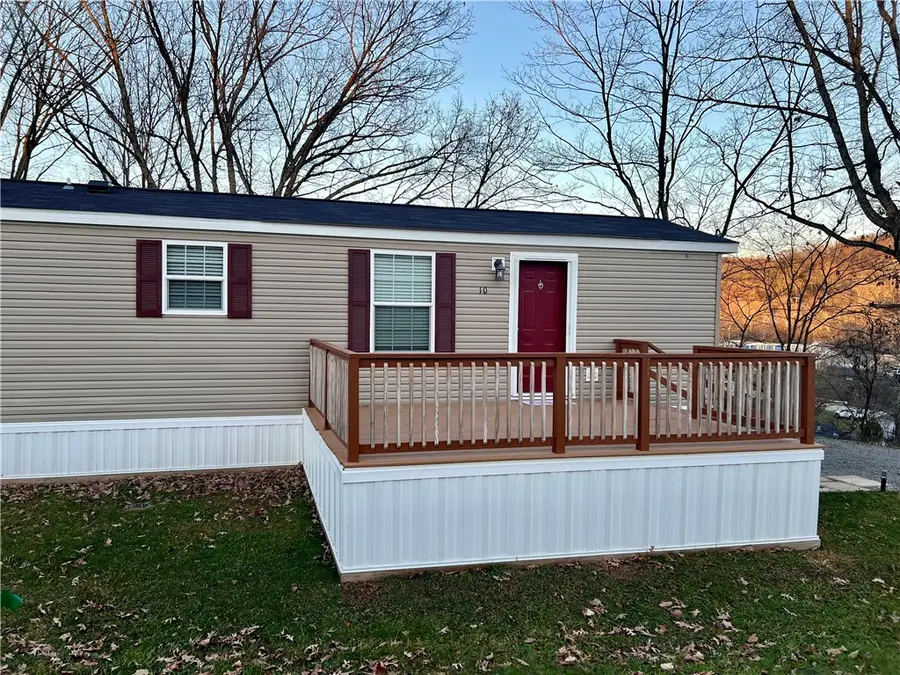 10 Skyline, Manchester Township, PA 15024 - Image #2