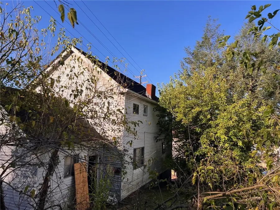 843 Delaware Ave, Glassport, PA 15045 - Image #3