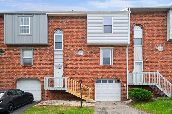 1203 Timber Trl, North Fayette, PA 15126