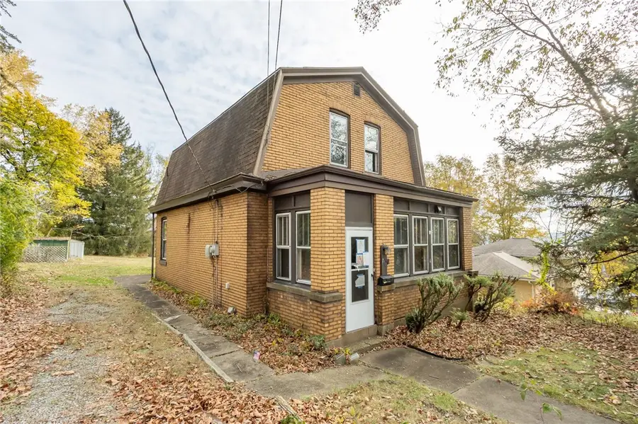 211 Wallace Ave, Wilkins Township, PA 15112 - Image #2