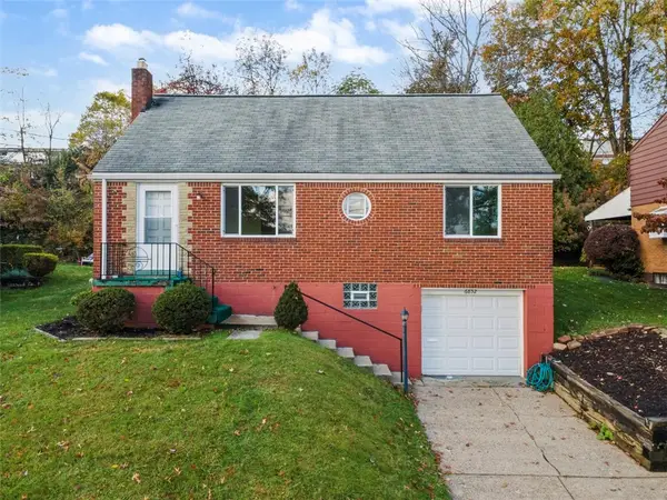 6852 Tunnelview Dr, Penn Hills, PA 15235