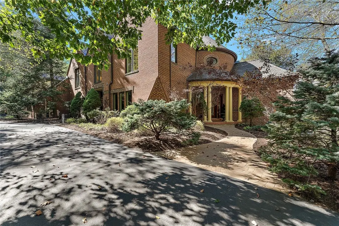 104-102 Thornbrook Drive, Nixon, PA 16002 - Image #1