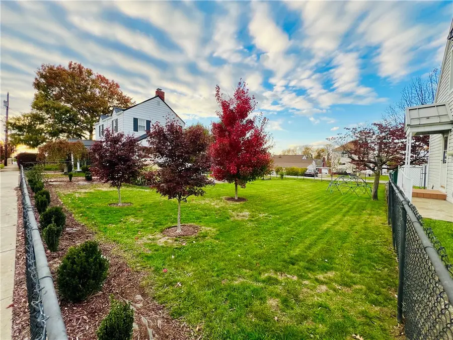 22 Sylvanus Ave, North Union Township, PA 15401 - Image #3