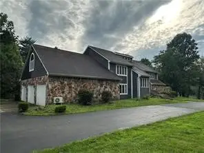 4400 Twin Oaks Drive, Murrysville, PA 15668 - Image #3