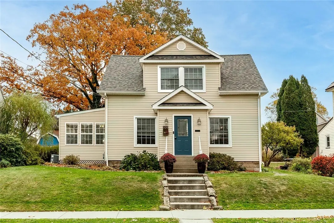 320 Edgewood Ave, Grove City, PA 16127 - Image #1