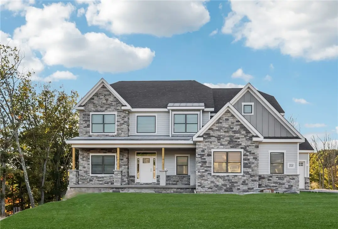 103 Amaryllis Ln, Economy, PA 15005 - Image #1