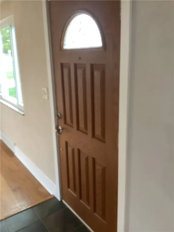 122 Highland Rd, Bethel Park, PA 15102 - Image #2