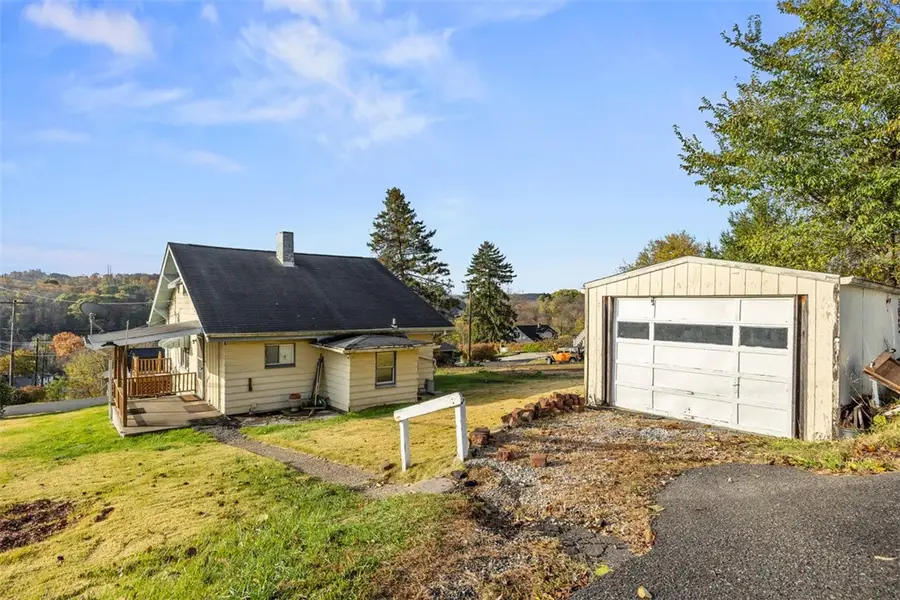 132 Burns St, Imperial, PA 15126 - Image #3