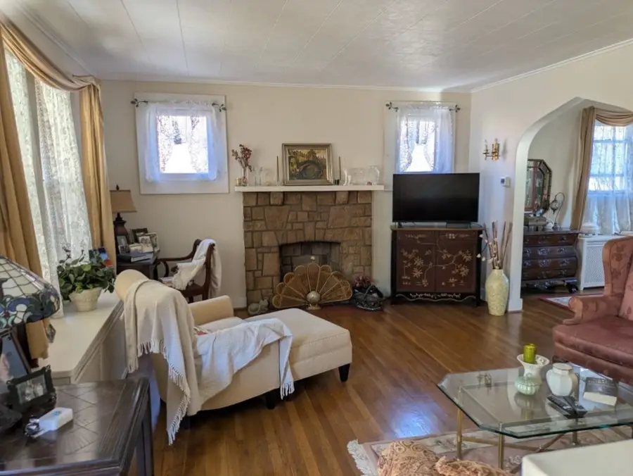 611 Audubon Ave., Mount Lebanon Township, PA 15228 - Image #2