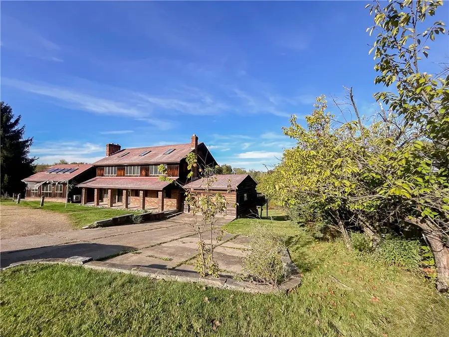 108 Economy Grade Rd, Findlay, PA 15108 - Image #2