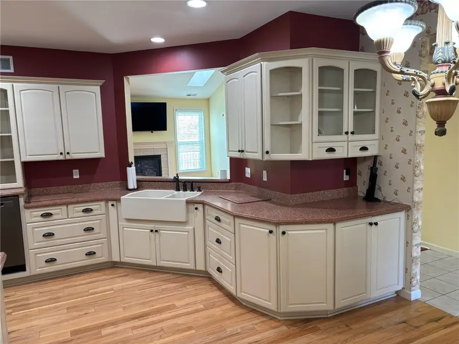 214 Denali Dr, Unity, PA 15650 - Image #2