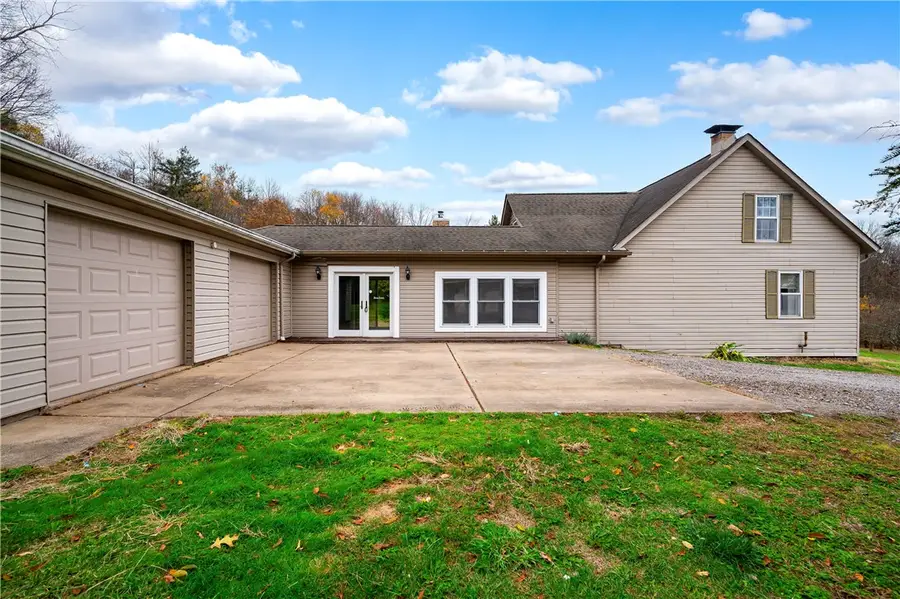 172 Queen Junction Road, Clay, PA 16001 - Image #2