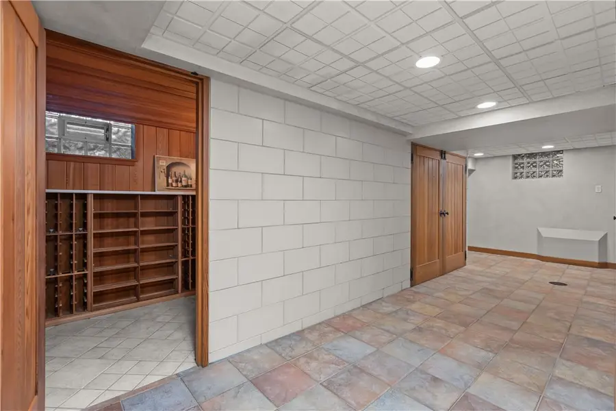 3001 Swansea Crescent W, Hampton, PA 15101 - Image #3