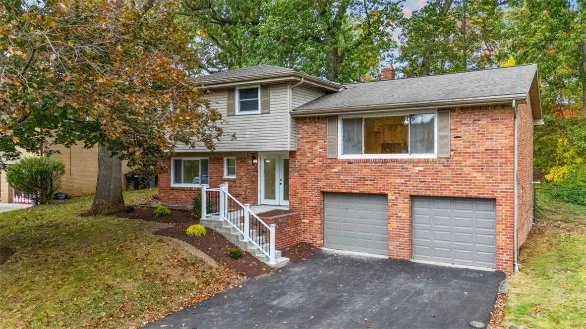 125 S Jamestown Rd, Coraopolis, PA 15108 - Image #1