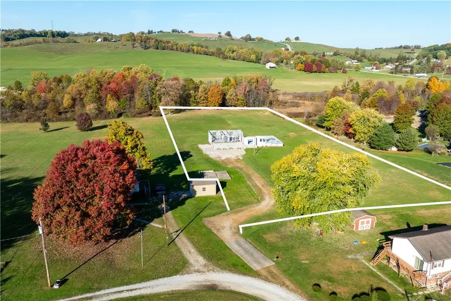 2008 Sherman Dr, Dunbar Township, PA 15425 - Image #3