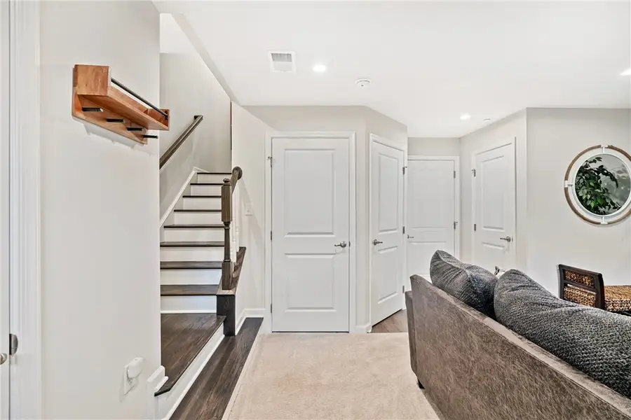 319 Caledonia Place, Cranberry Township, PA 16066 - Image #3