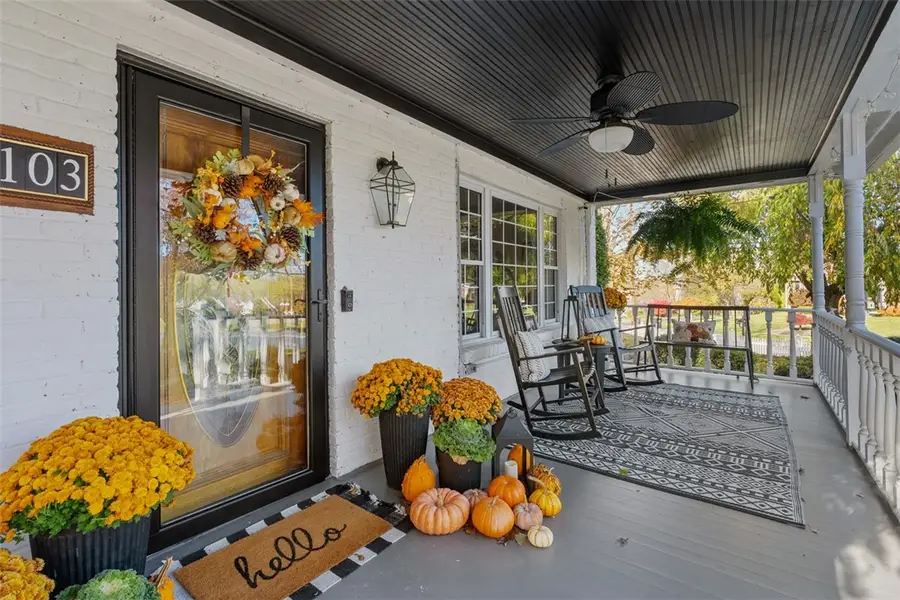 103 Lozer Dr, Moon Township, PA 15108 - Image #2