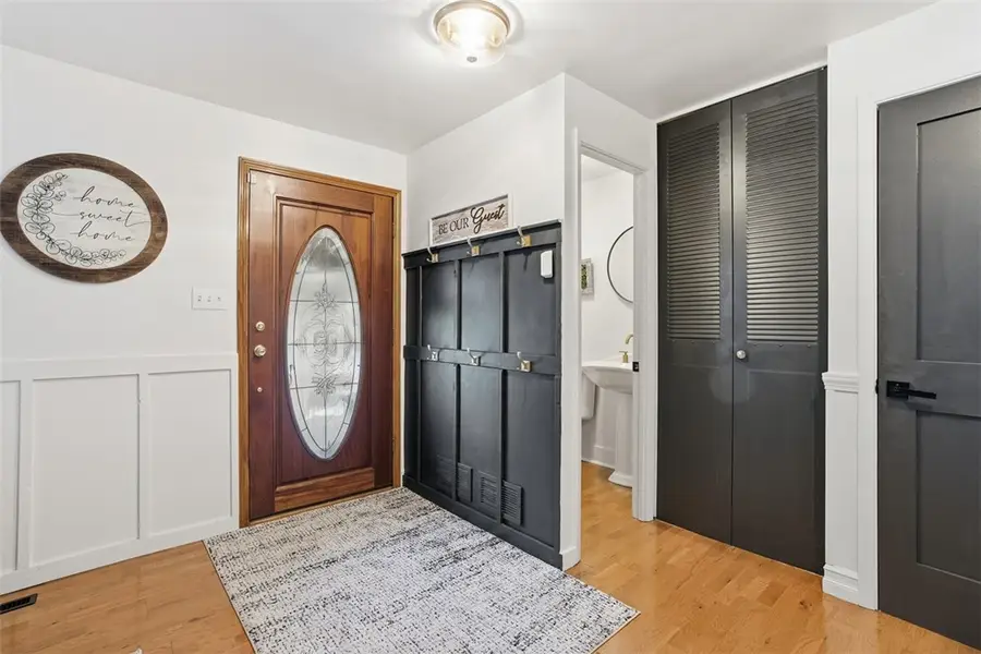 103 Lozer Dr, Moon Township, PA 15108 - Image #3