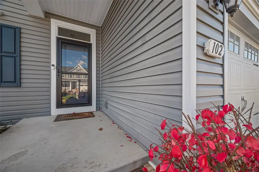 102 Derby Lane, Oakdale, PA 15071 - Image #3