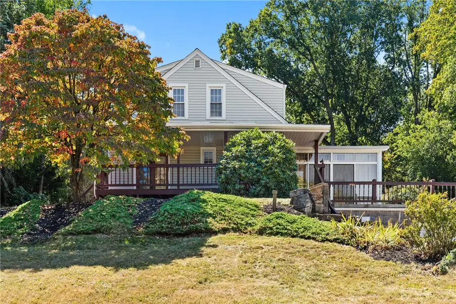 148 Longvue Dr, Ross Township, PA 15237 - Image #2