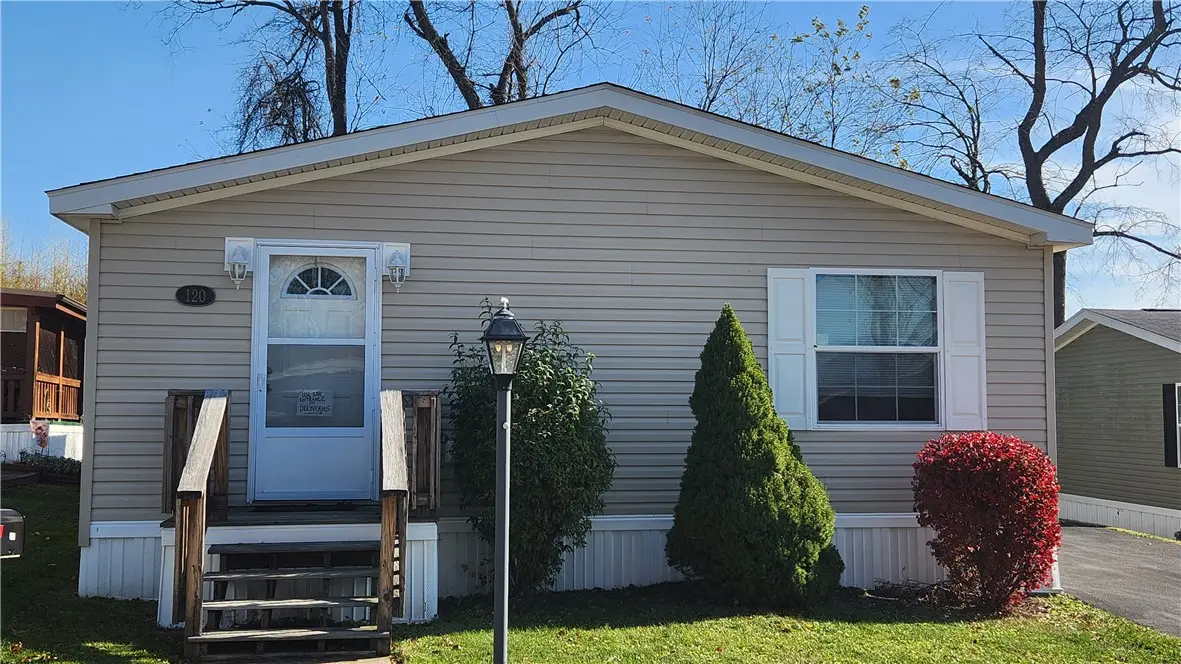 120 Valleyview Dr, Finleyville, PA 15332 - Image #1