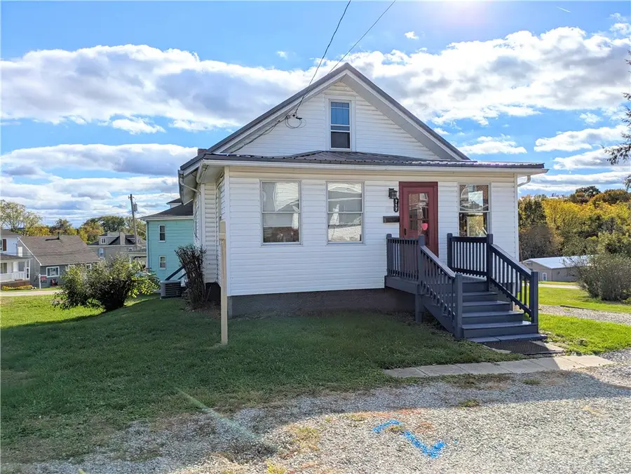 717 George St, Scottdale, PA 15683 - Image #2