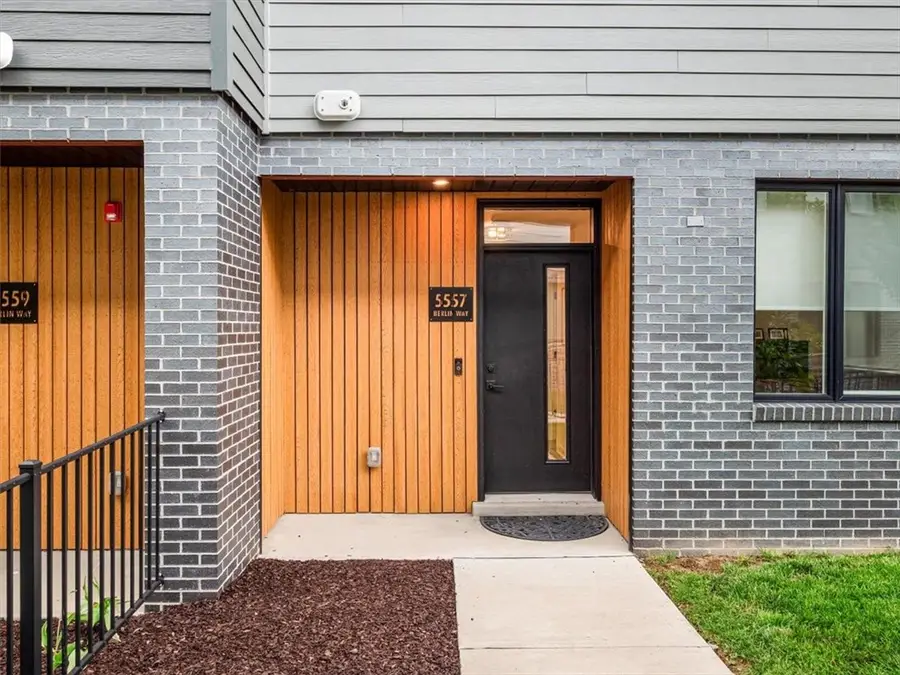 5557 Berlin Way, Pittsburgh, PA 15201 - Image #2