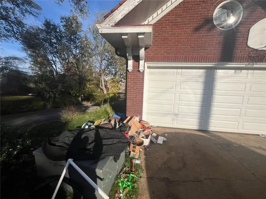 1123 Buente St, Pittsburgh, PA 15212 - Image #2