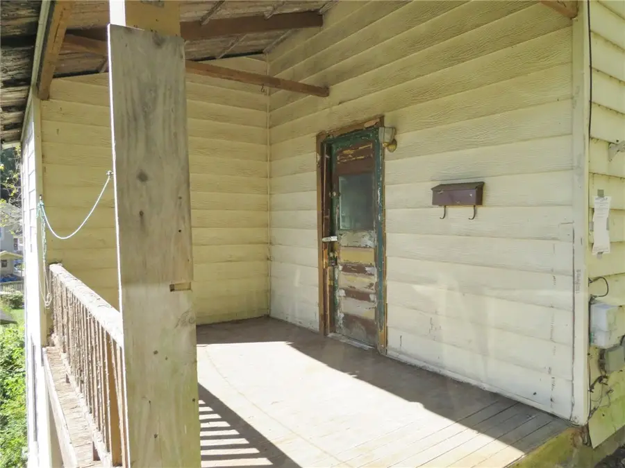 311 Run St, Carnegie, PA 15106 - Image #3