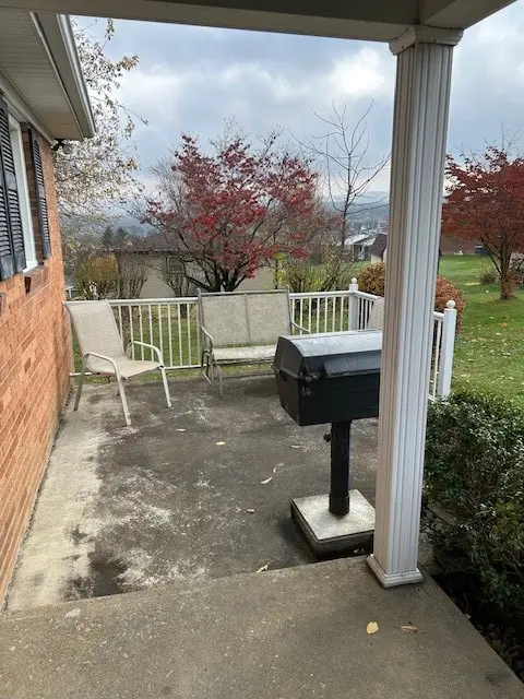 704 Abbott St., Loyalhanna, PA 15650 - Image #3