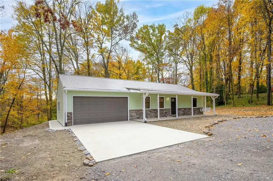 114 Wood St, North Beaver, PA 16102 - Image #2