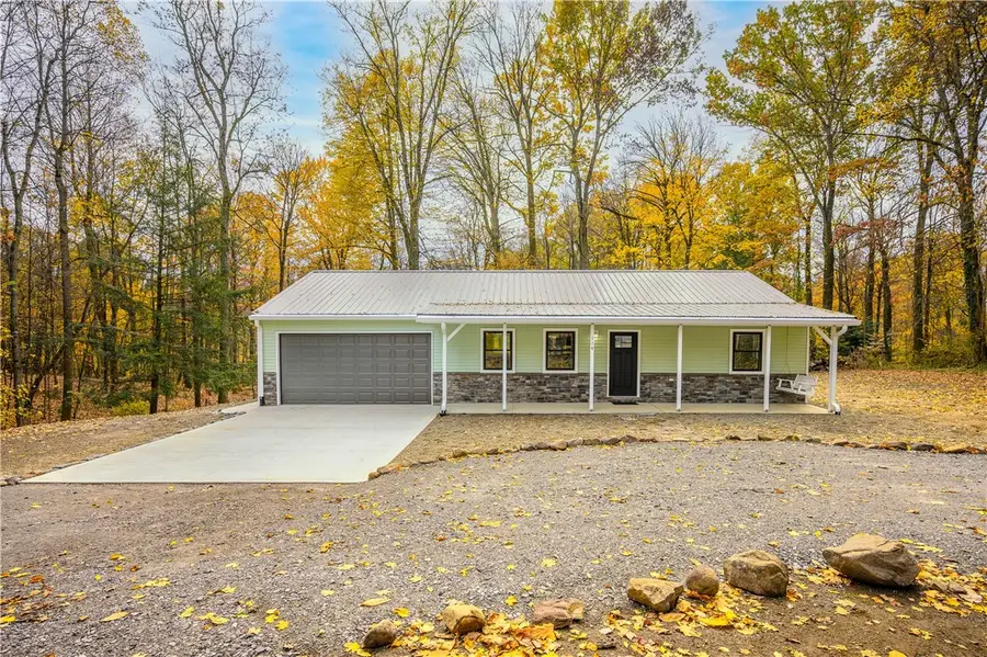 114 Wood St, North Beaver, PA 16102 - Image #3