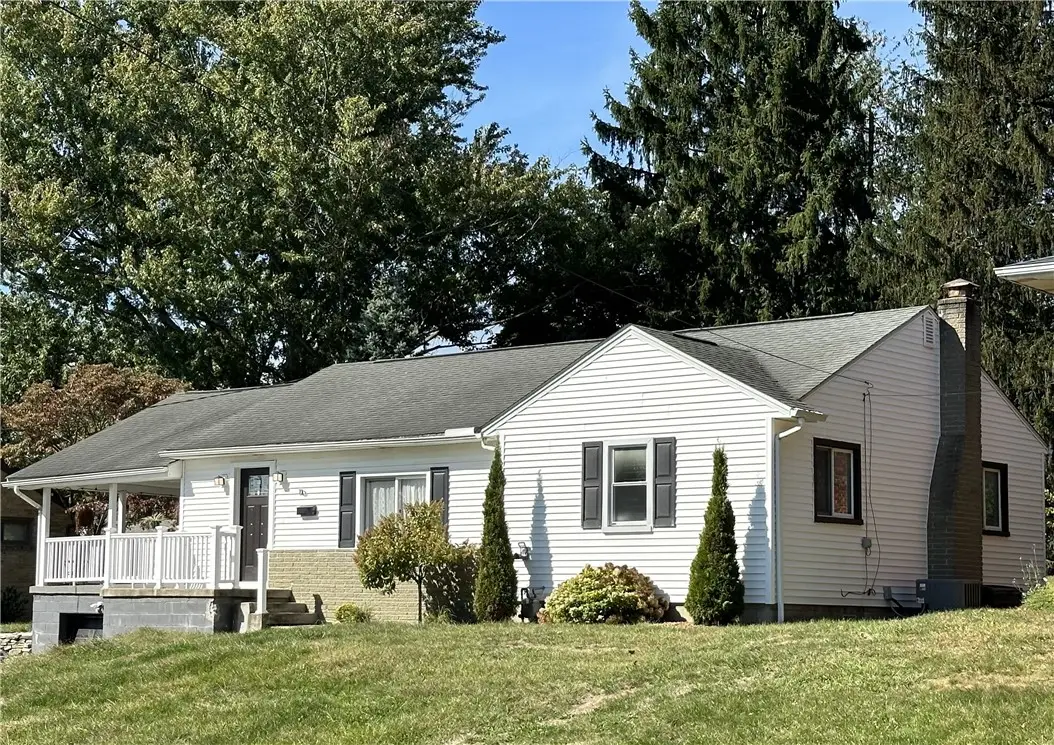 110 W Sheridan Ave, New Castle, PA 16105 - Image #1