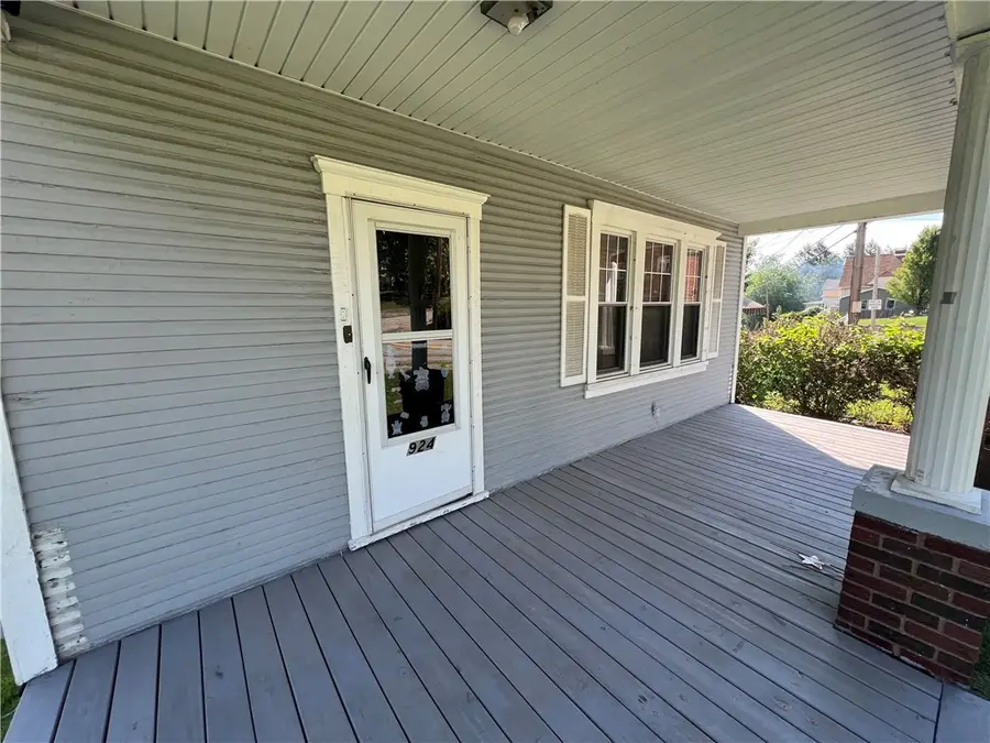 924 5th St, Charleroi, PA 15022 - Image #2