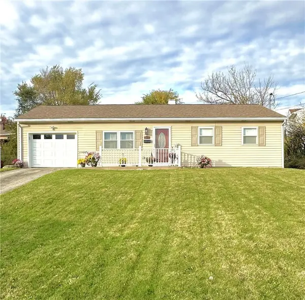 10721 Crestview Dr, North Huntingdon, PA 15642