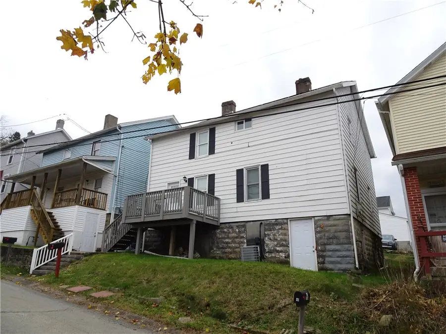 42 Oak Street, Manor, PA 15665 - Image #2
